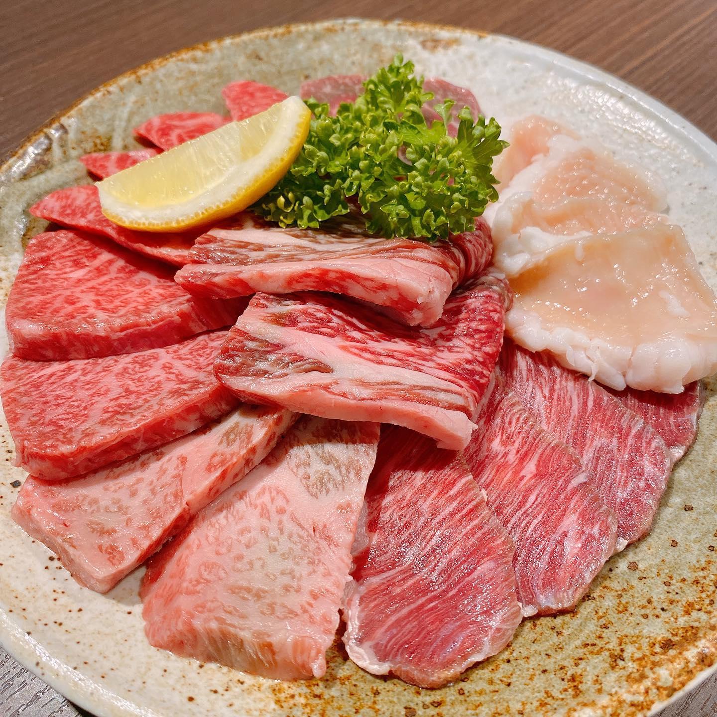 只今、盛り合わせがオススメな焼肉神戸屋です！新宿３丁目/焼肉/おすすめ/新宿御苑/肉