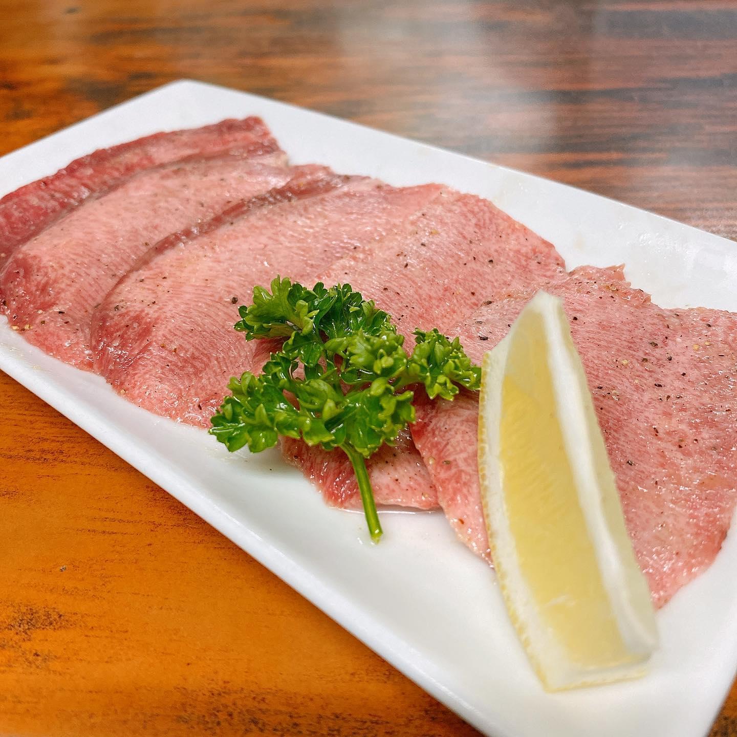 只今、盛り合わせがオススメな焼肉神戸屋です！新宿３丁目/焼肉/おすすめ/新宿御苑/肉