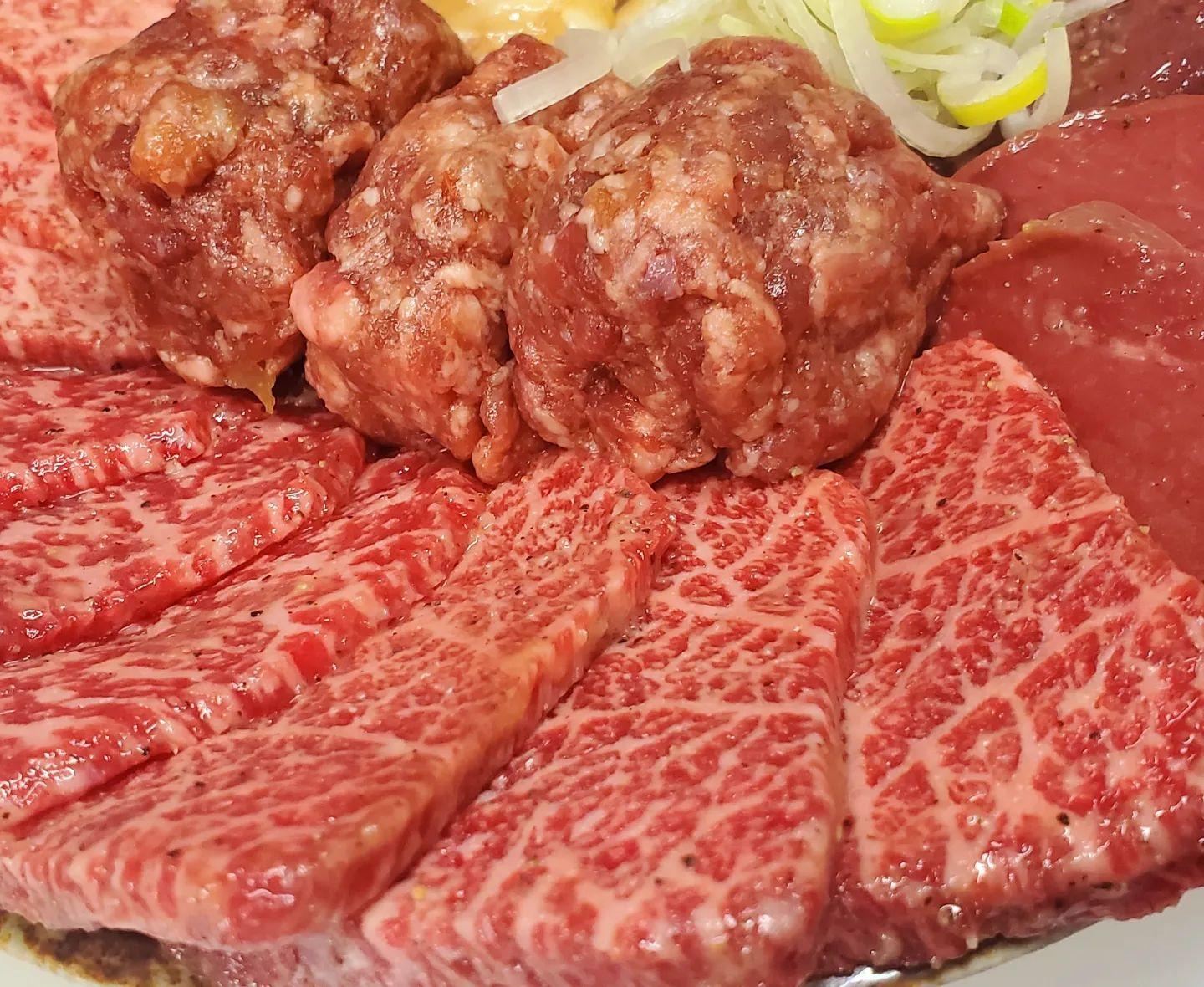 本日、盛り合わせがオススメな焼肉神戸屋です!新宿3丁目/焼肉/おすすめ/新宿御苑/肉