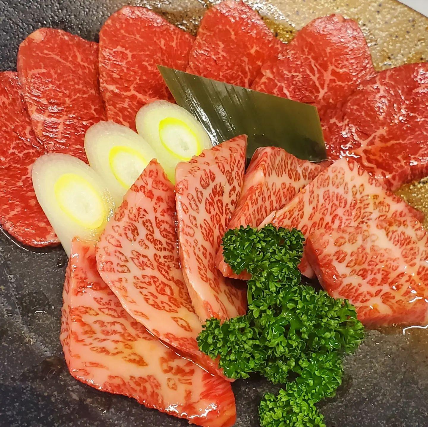 本日、赤身系充実です🐂新宿御苑/焼肉/ホルモン/デート