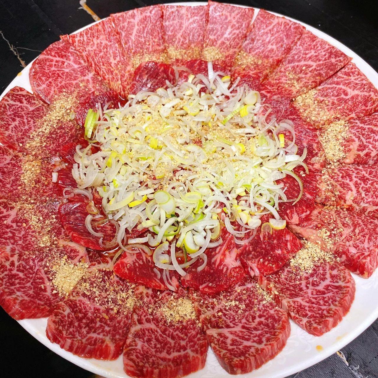 神戸屋と言ったら盛り合わせですね👅新宿三丁目/焼肉/ホルモン/ランキング