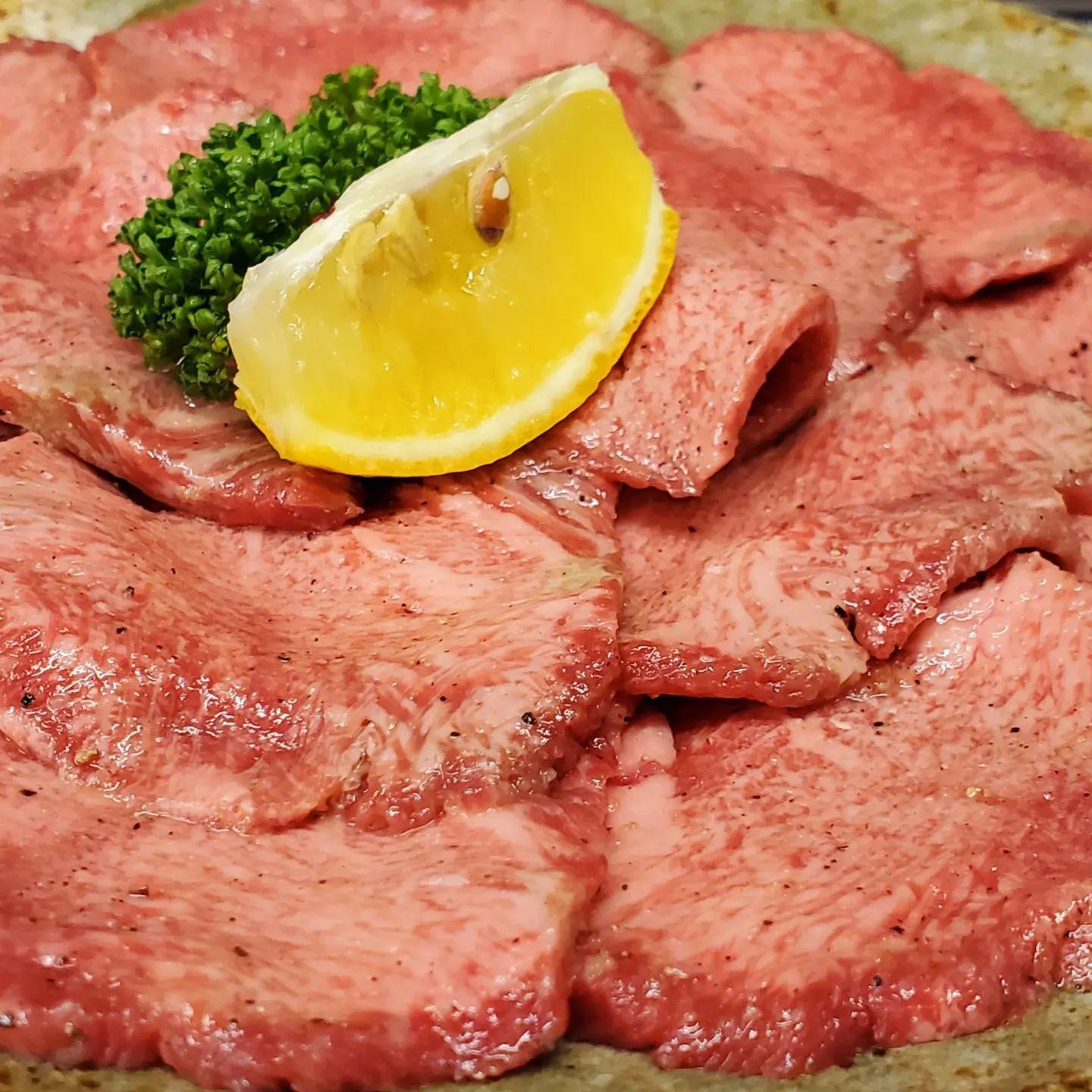 日曜日は焼肉にしない？👅新宿御苑/焼肉/ホルモン/肉