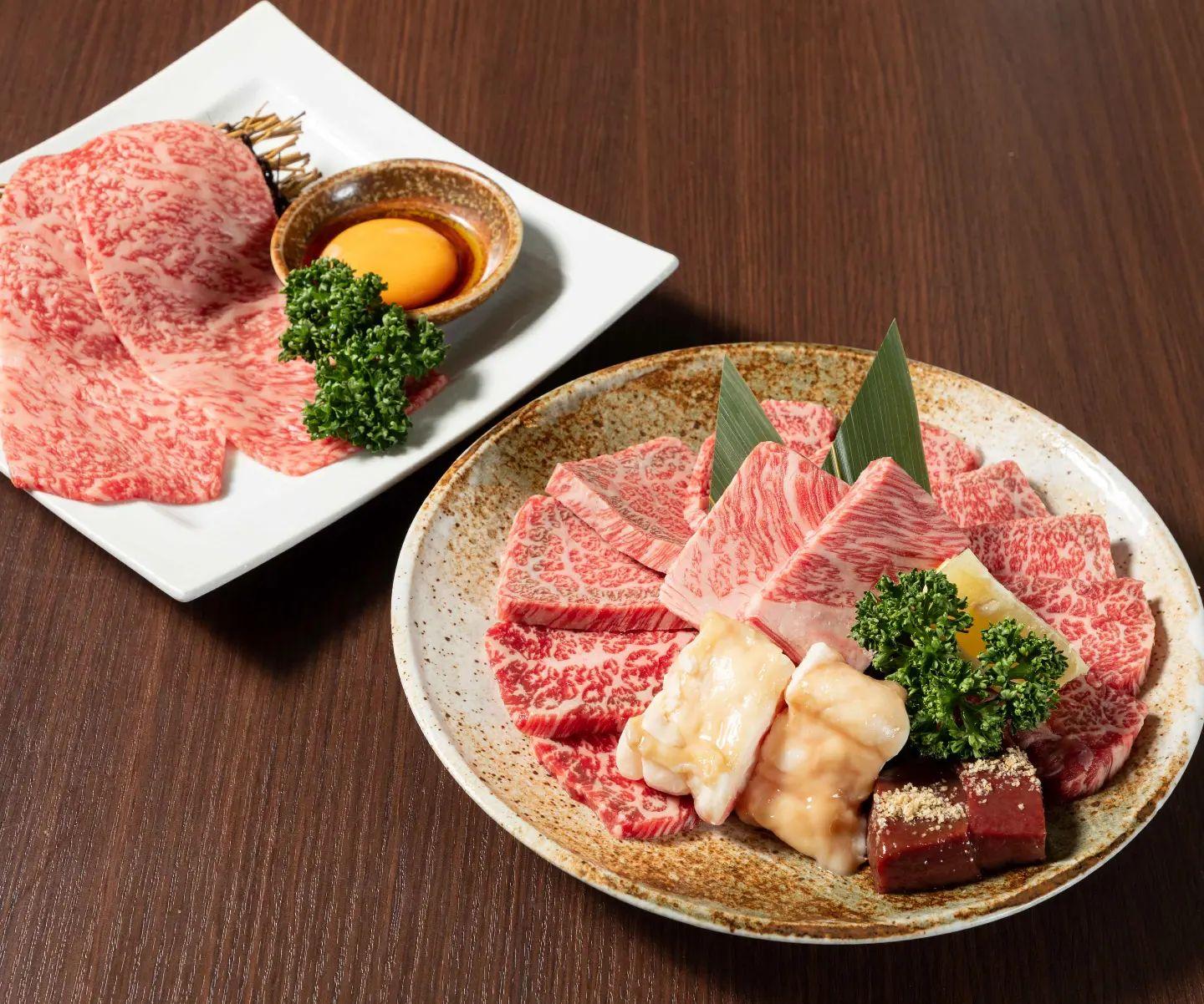 神戸屋自慢の盛り合わせは当店がおすすめする各部位を少しずつ堪能して頂けます🎵スタンダード&希少部位付どちらもおすすめで…