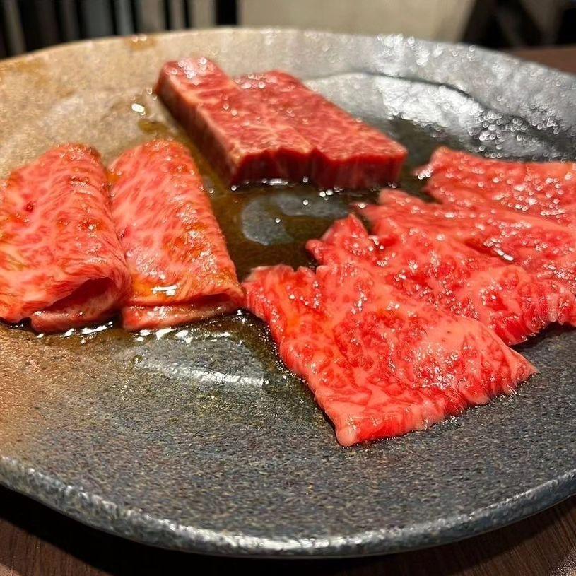 本日から売り切れ次第終了で松坂牛での提供をさせて頂くので旨味の違いを味わいに来てください。新宿御苑/焼肉/ホルモン/肉