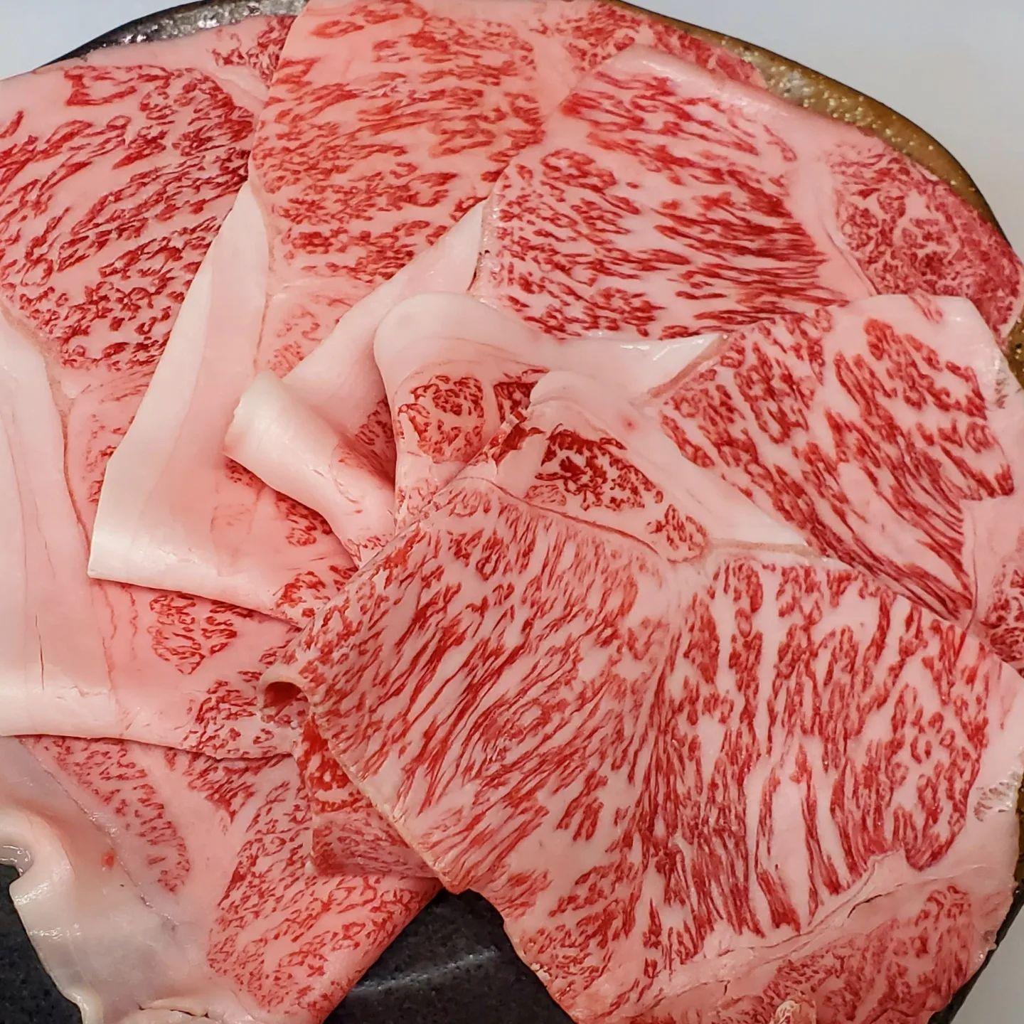 (神戸屋×サーロイン)もはや定番のサーロインの焼きすき、食べない選択肢はありません。新宿御苑/焼肉/ホルモン/肉/新宿