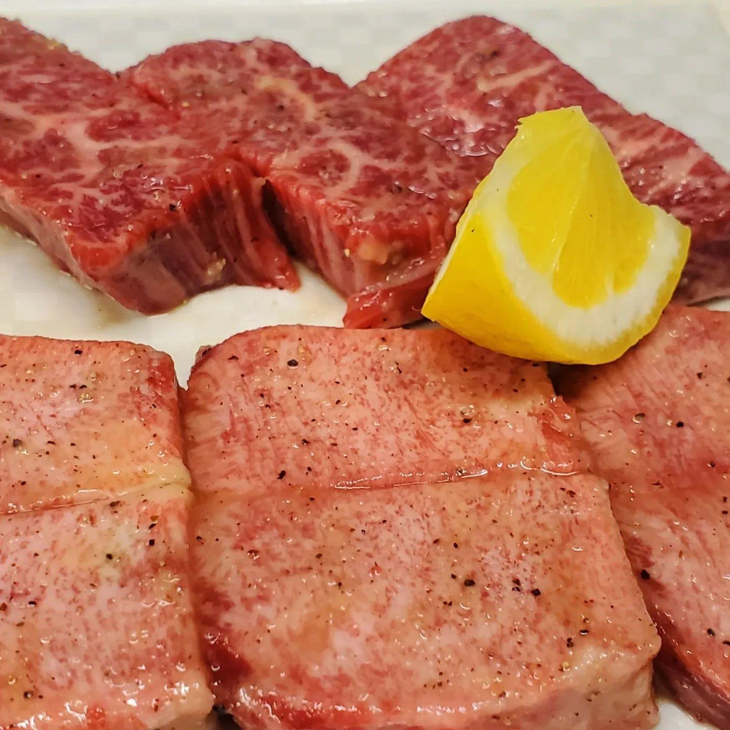 (神戸屋×特選のお肉)とくせんのタン、ハラミは黒毛和牛から数キロしか取れないとても希少な部位となります。入荷時は是非オー…