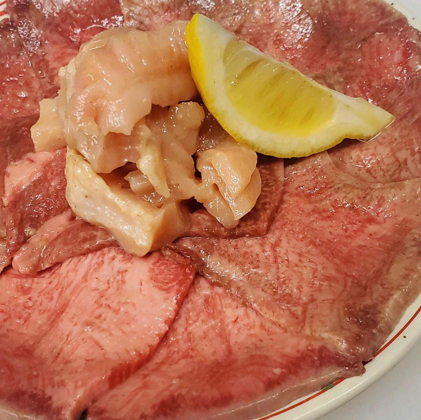 月曜から焼肉…いいですよね。今月も残り僅かとなりました頑張ろう。新宿三丁目/焼肉/ホルモン/ランキング/おすすめ/デート…