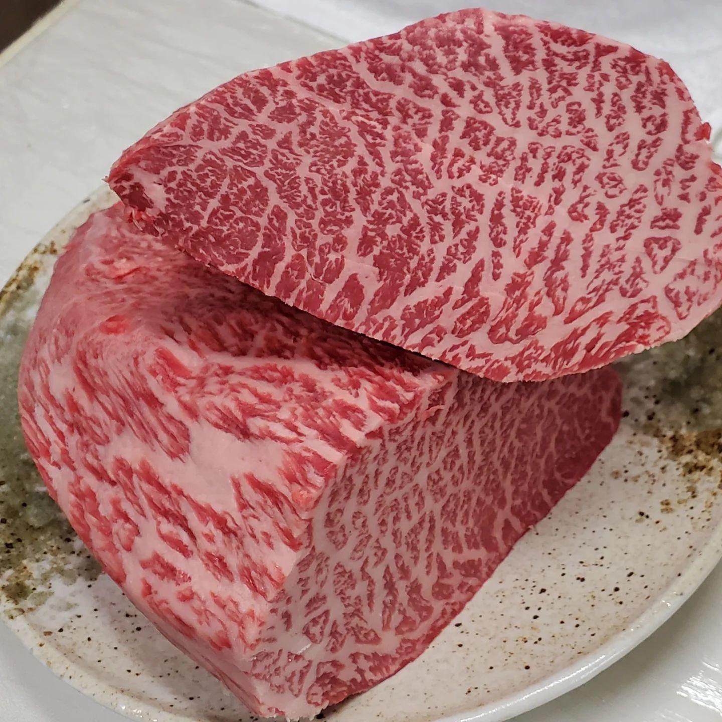 【新宿で焼肉なら神戸屋】新宿で35年以上愛され続ける焼肉店で至福のひとときを。