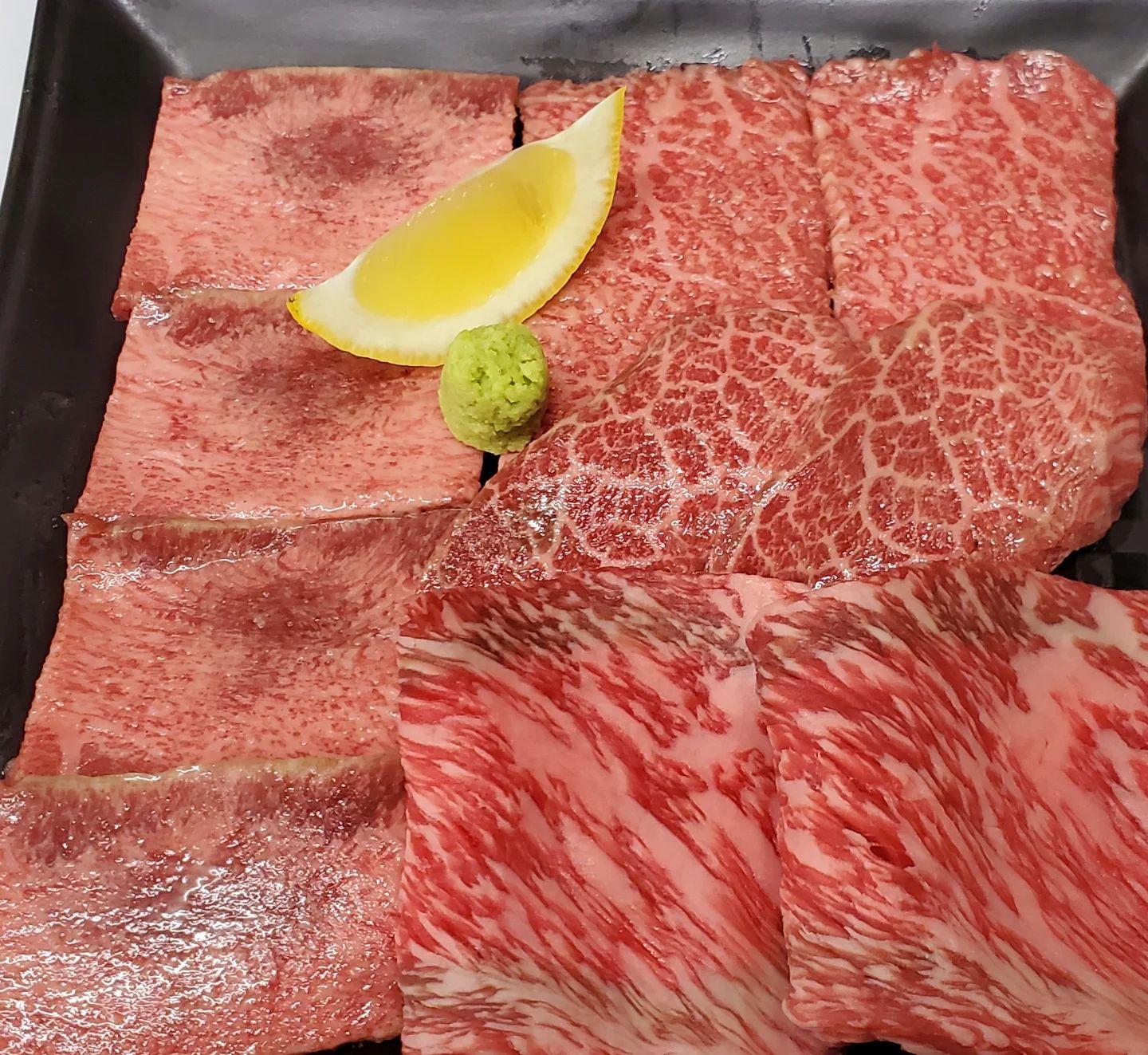 月曜から焼肉…本日(特選タン,特選ハラミ,厚切りレバー)オススメです。是非オーダー下さい。新宿三丁目/焼肉/ホルモン/ラ…