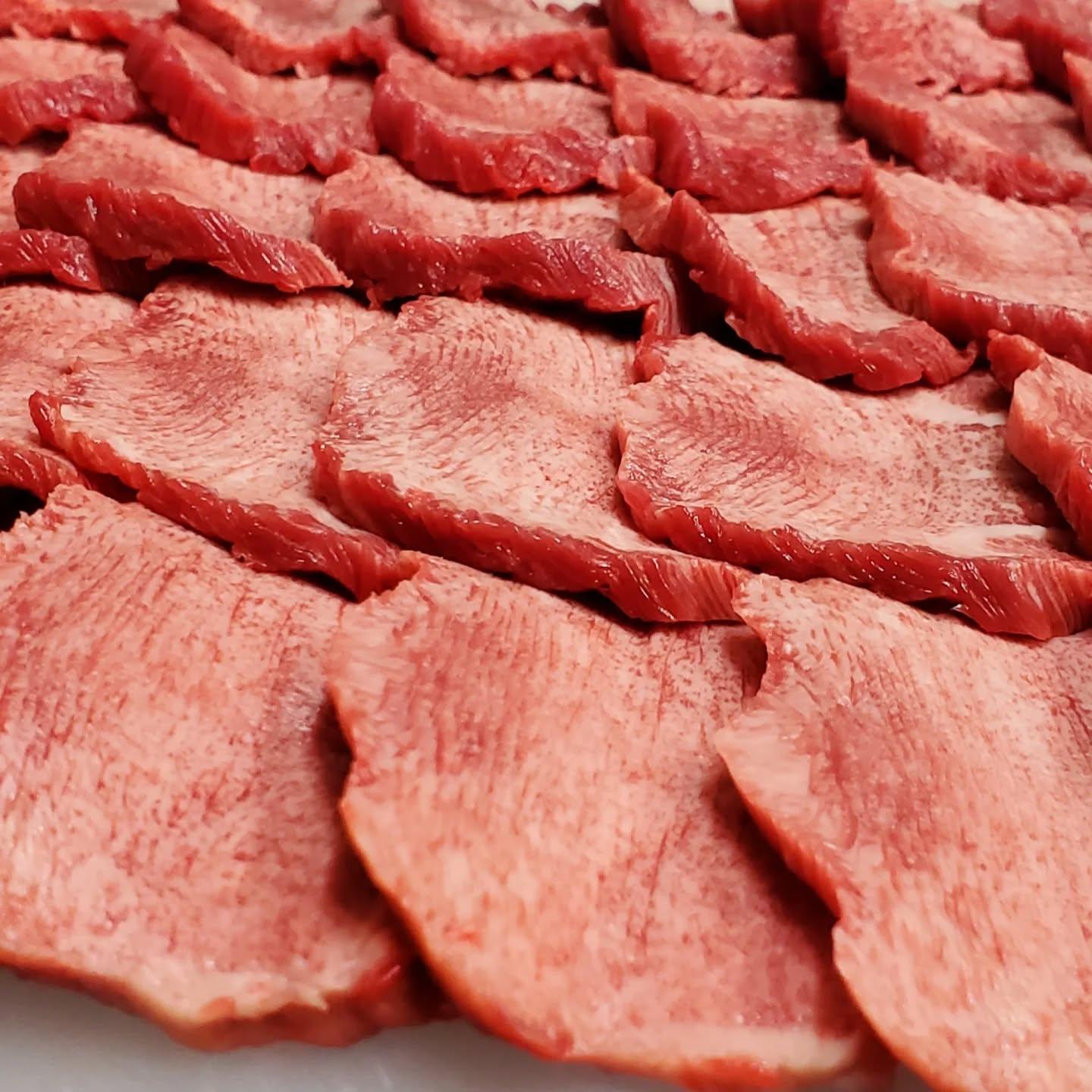 新宿御苑のお花見帰り、夜ごはんは美味しい焼肉食べていきませんか?17時OPEN!
