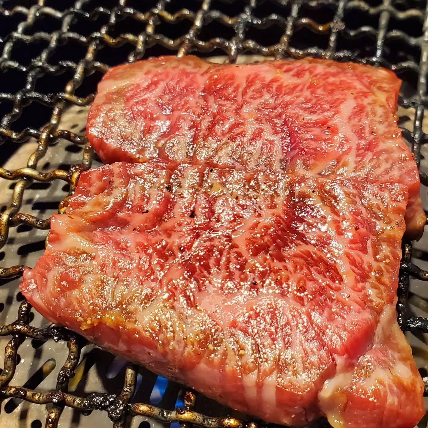 月曜から焼肉…頑張れる気持ちになりますね！新宿三丁目/焼肉/ホルモン/ランキング/おすすめ/デート/新宿