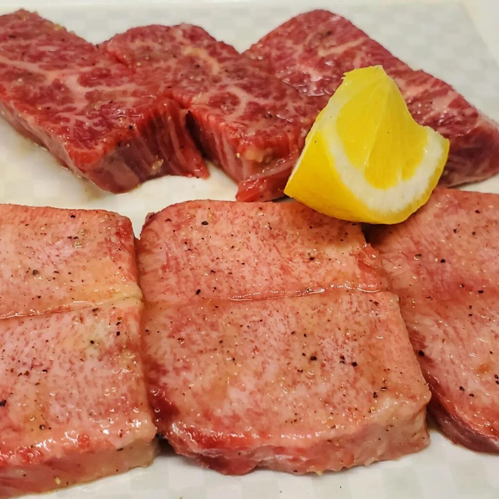 金曜日から焼肉👅特選タンあります。新宿御苑/焼肉/ホルモン/肉