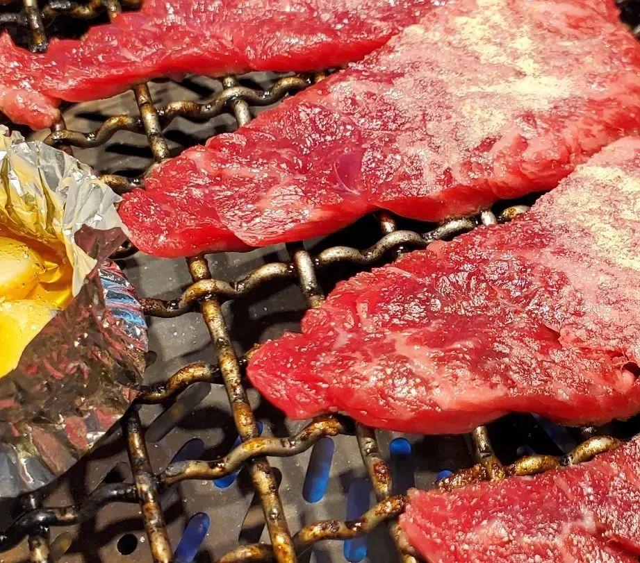営業中…新宿三丁目/焼肉/ホルモン/ランキング/おすすめ/デート/新宿