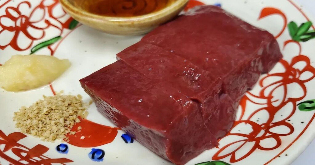 (神戸屋×芝浦直送)のレバーは旨味、甘味バッチリです。新宿三丁目/焼肉/ホルモン/ランキング/おすすめ/デート/新宿