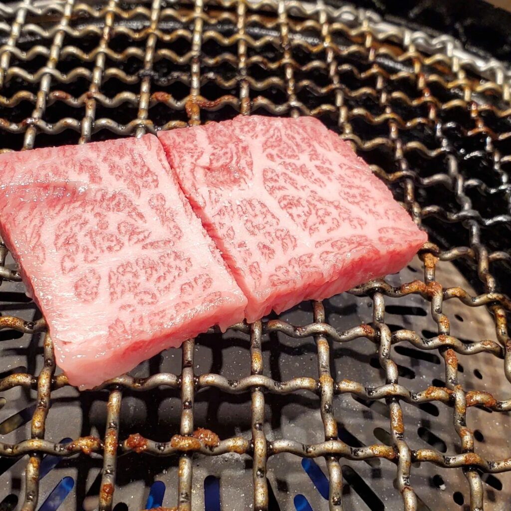 月曜から焼肉…新宿三丁目/焼肉/ホルモン/ランキング/おすすめ/デート/新宿