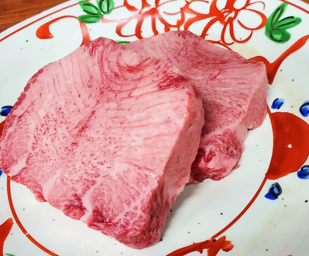 食べたいと思ったら食べるべき一品です。入荷していたらマストですね…新宿三丁目/焼肉/ホルモン/ランキング/おすすめ/…