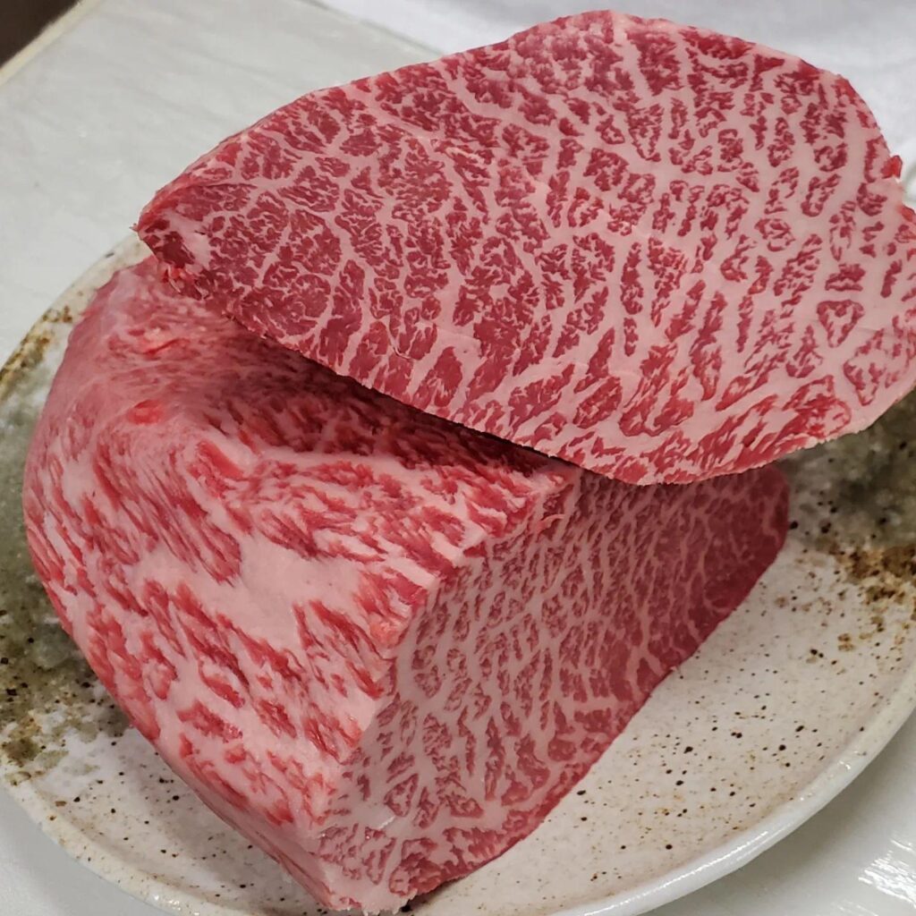 【新宿で焼肉なら神戸屋】新宿で35年以上愛され続ける焼肉店で至福のひとときを。