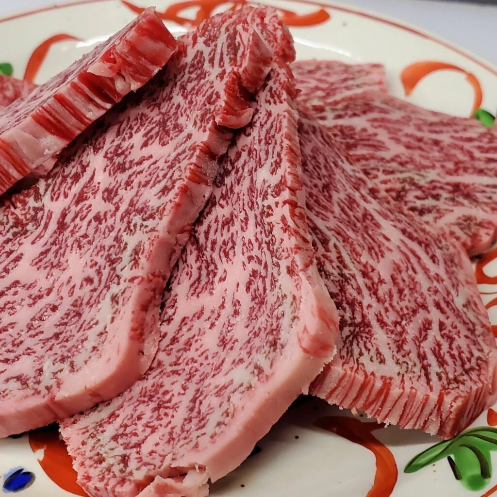 桜散る頃出会い別れ、それでもここまだ変わらぬままで…神戸屋で新たな出会いと焼肉を/新宿御苑/焼肉/ホルモン/肉/新宿