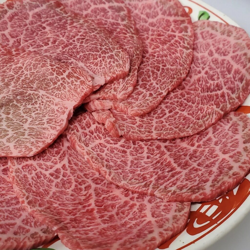 焼く肉…焼肉…GWも営業しているのでお近くにこられた際にはお気軽にお越しください。新宿御苑/焼肉/ホルモン/肉/新宿